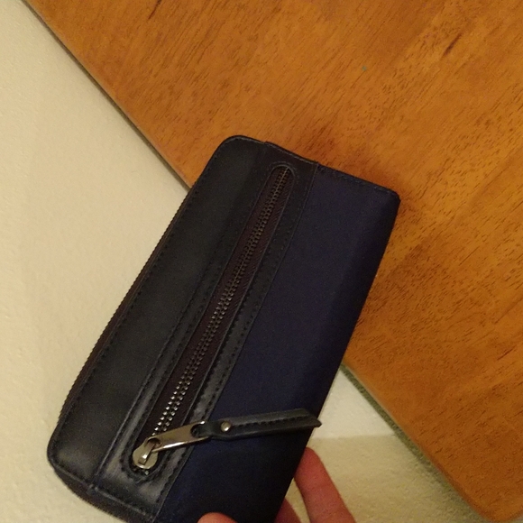 Wallet - Picture 6 of 6